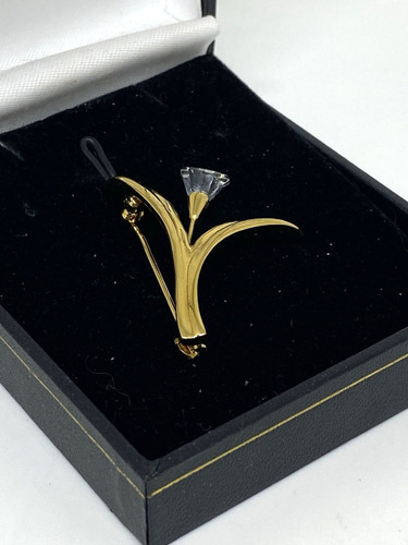 Swarovski crystal flower - crystal,